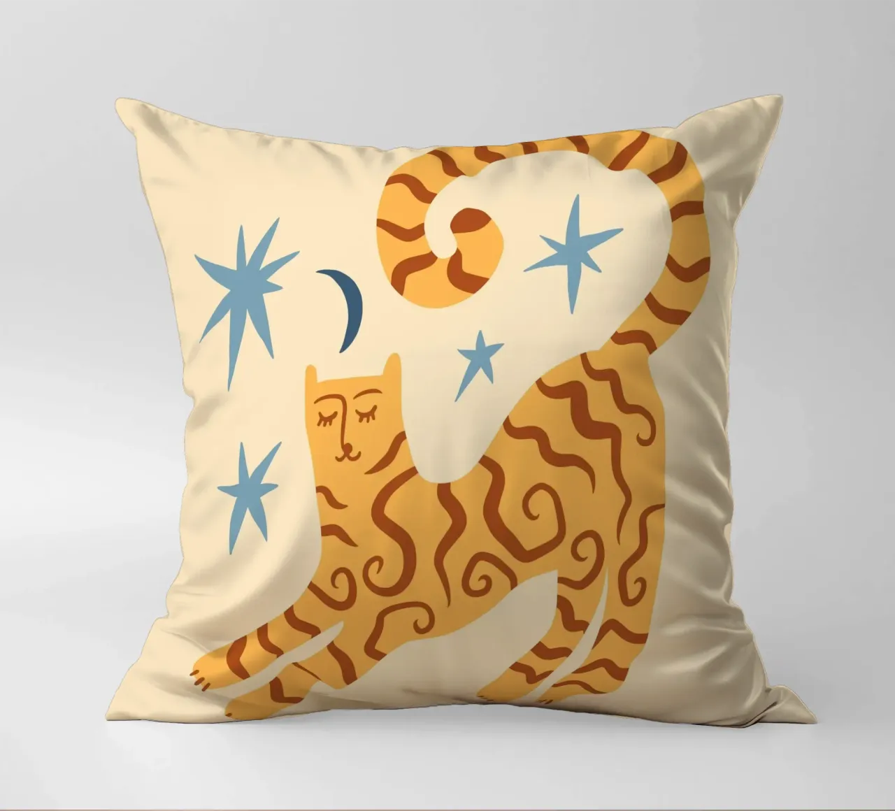 Tiny And Wild No 13 cuscino da treechild