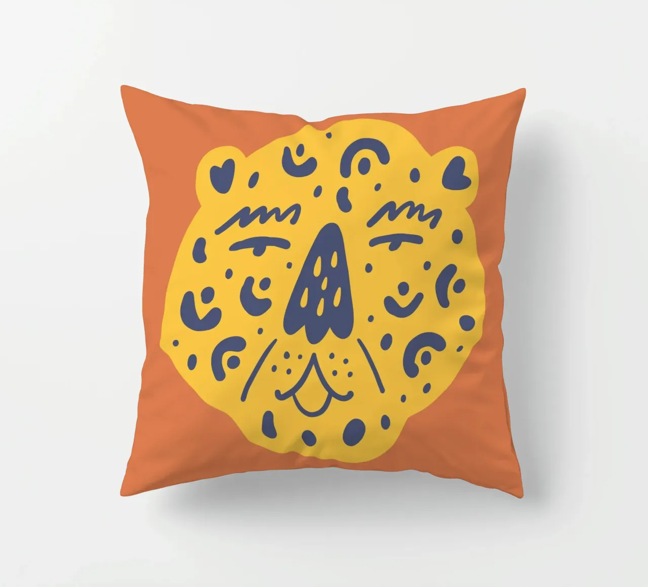 Tiny And Wild No 16 cuscino da treechild