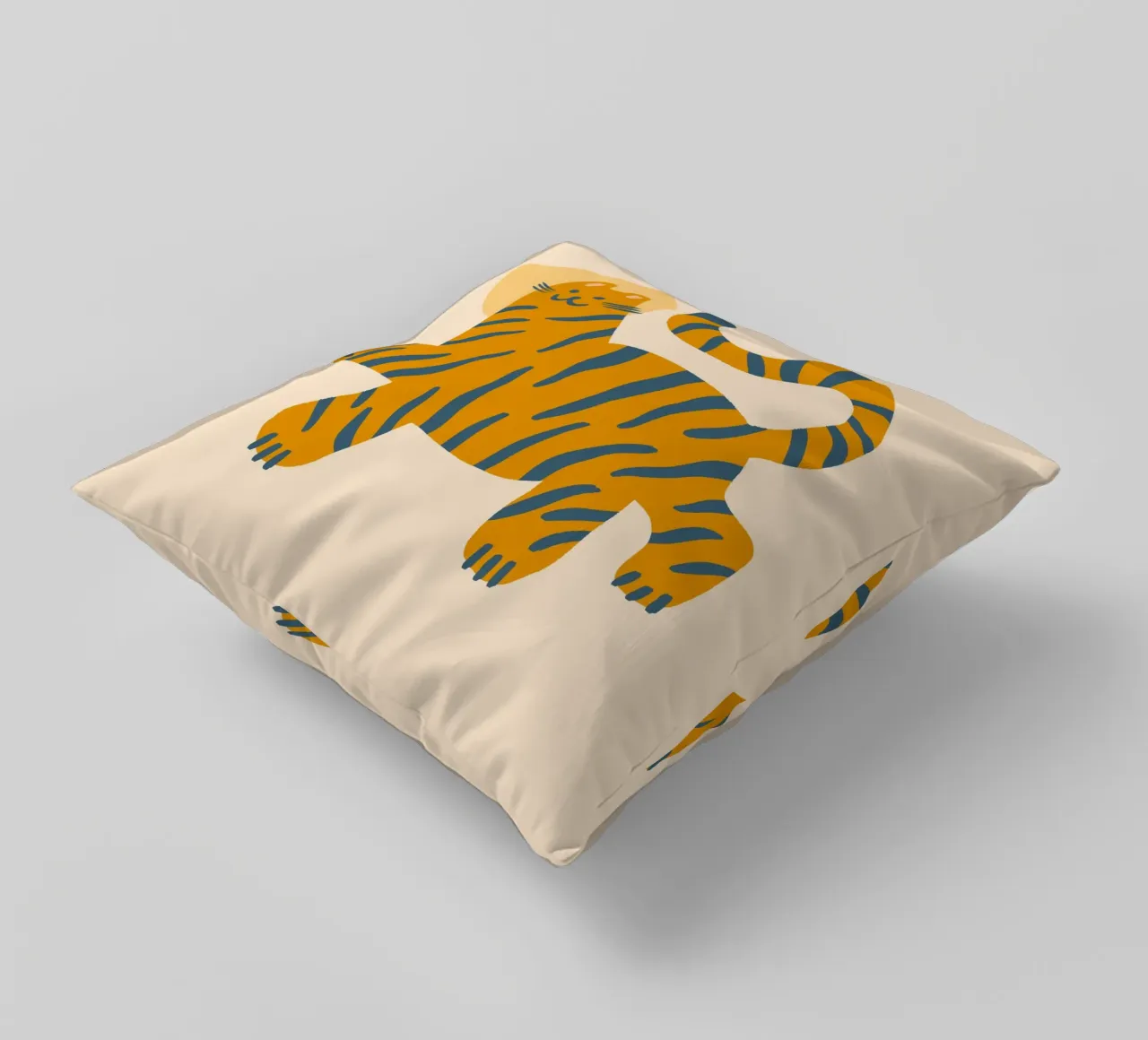 Tiny And Wild No 25 cuscino da treechild