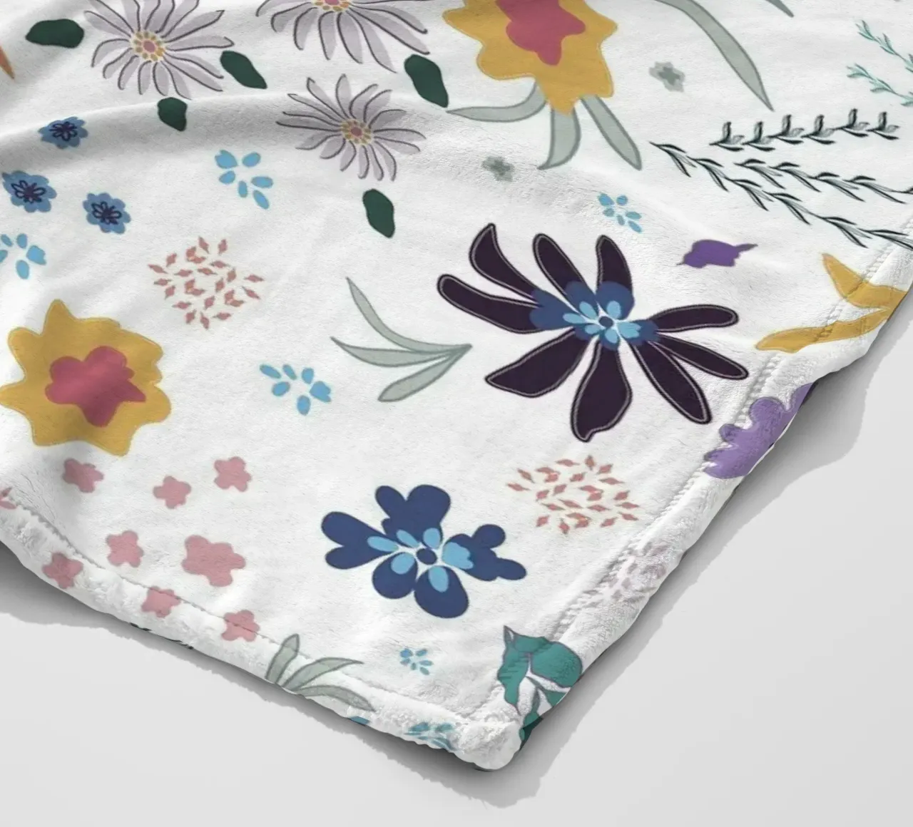 Fata modello floreale bianco HW coperta in pile da gulsengunel