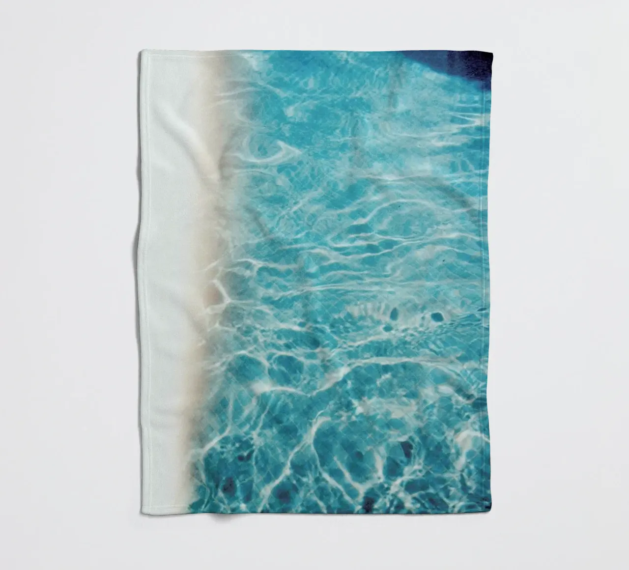 Analog Series Pool In Summer coperta in pile da Sebastian Hilgetag