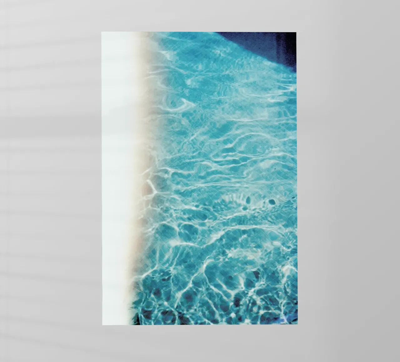 Analog Series Pool In Summer pellicola backlit da Sebastian Hilgetag