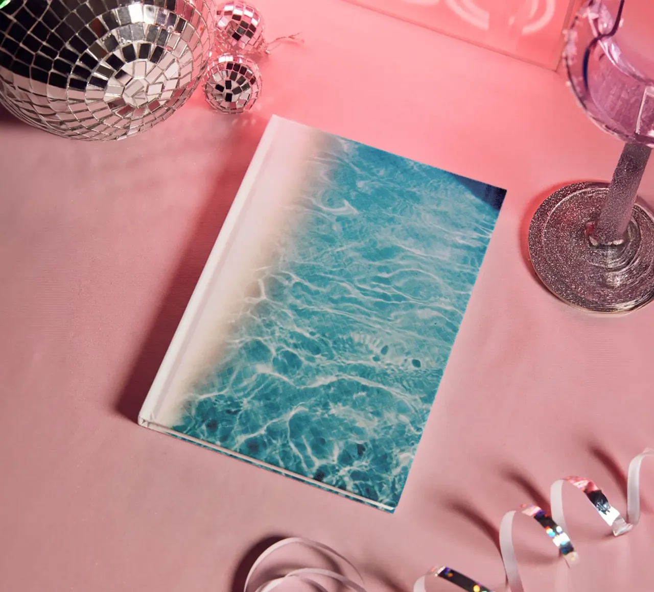 Analog Series Pool In Summer diario da Sebastian Hilgetag