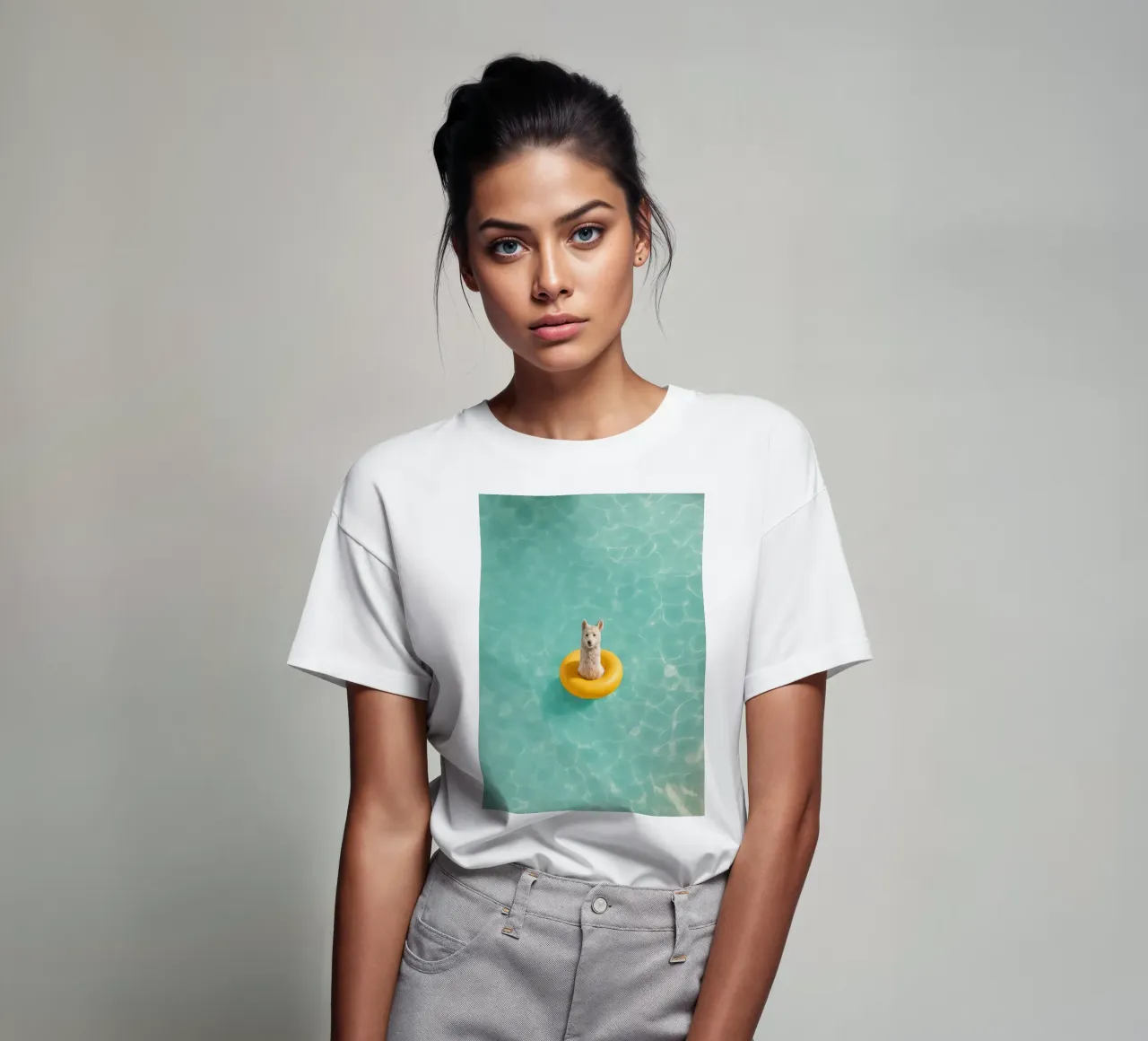 Llama in Pool t-shirt da Attaboy Dsgn