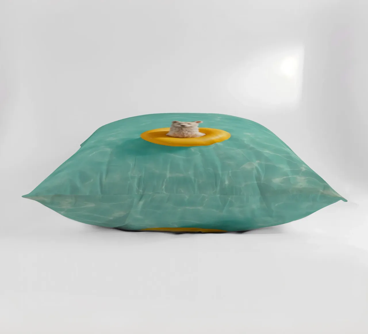 Llama in Pool cuscino da Attaboy Dsgn