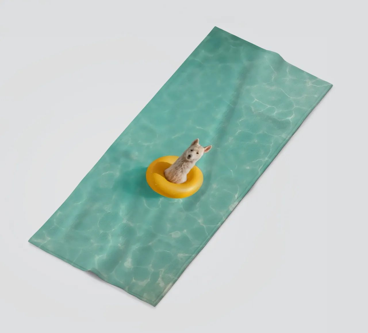 Llama in Pool telo mare da Attaboy Dsgn