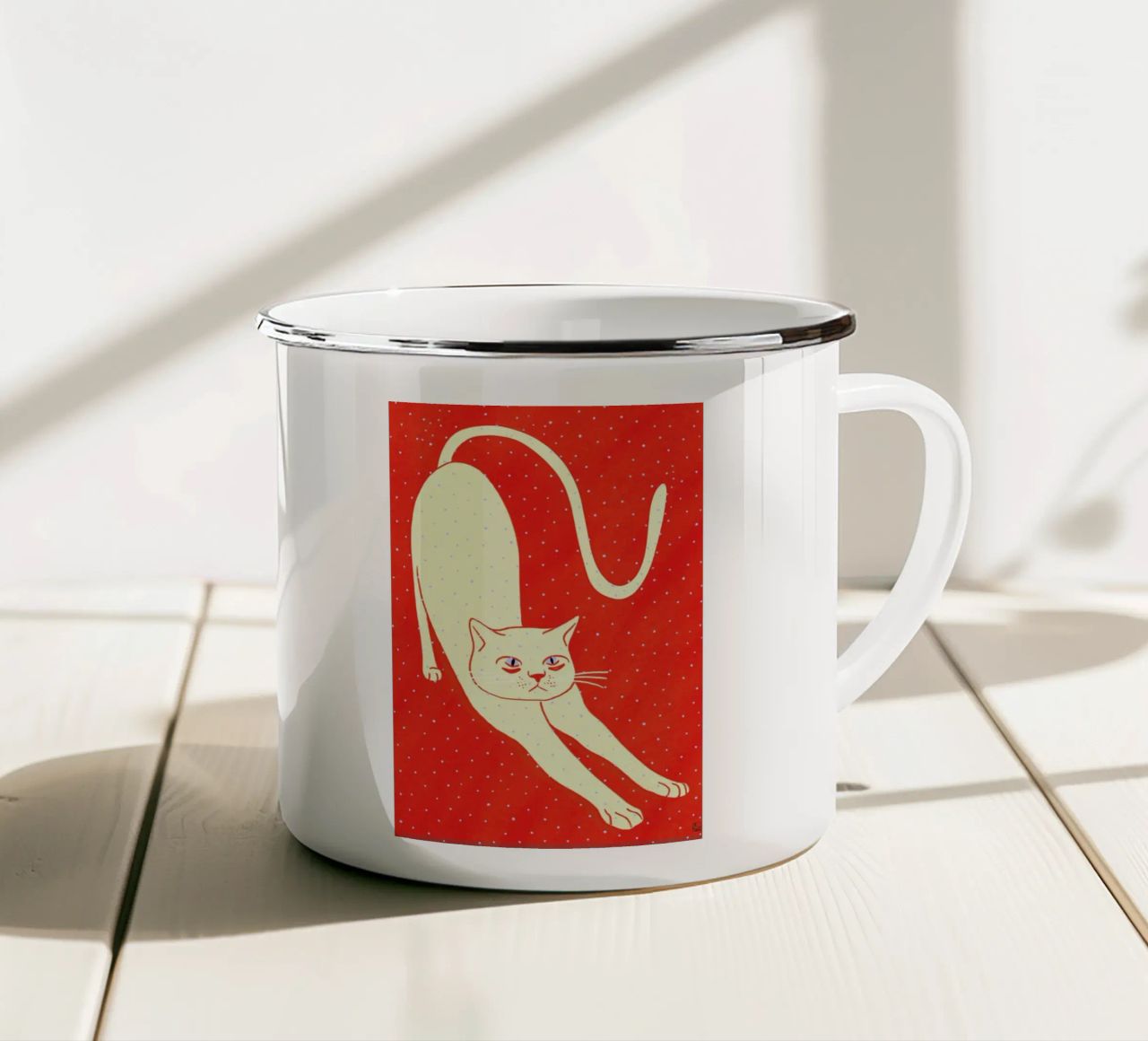 White Cat On Red Background tazza in smalto da Be Mart
