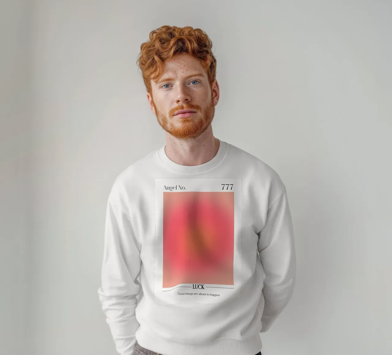 Engel Nummer 777 Aura Farbverlauf Druck - Glück & Positivität Sweatshirt von homdeco