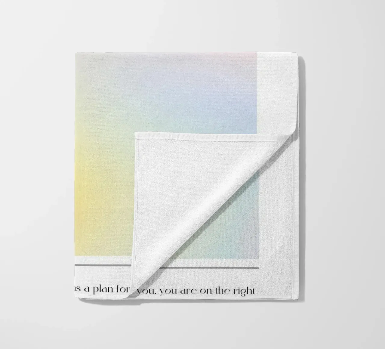 Goddelijke Energie 2023 - Positieve Aura Kleurverloop Print strandhanddoek van homdeco