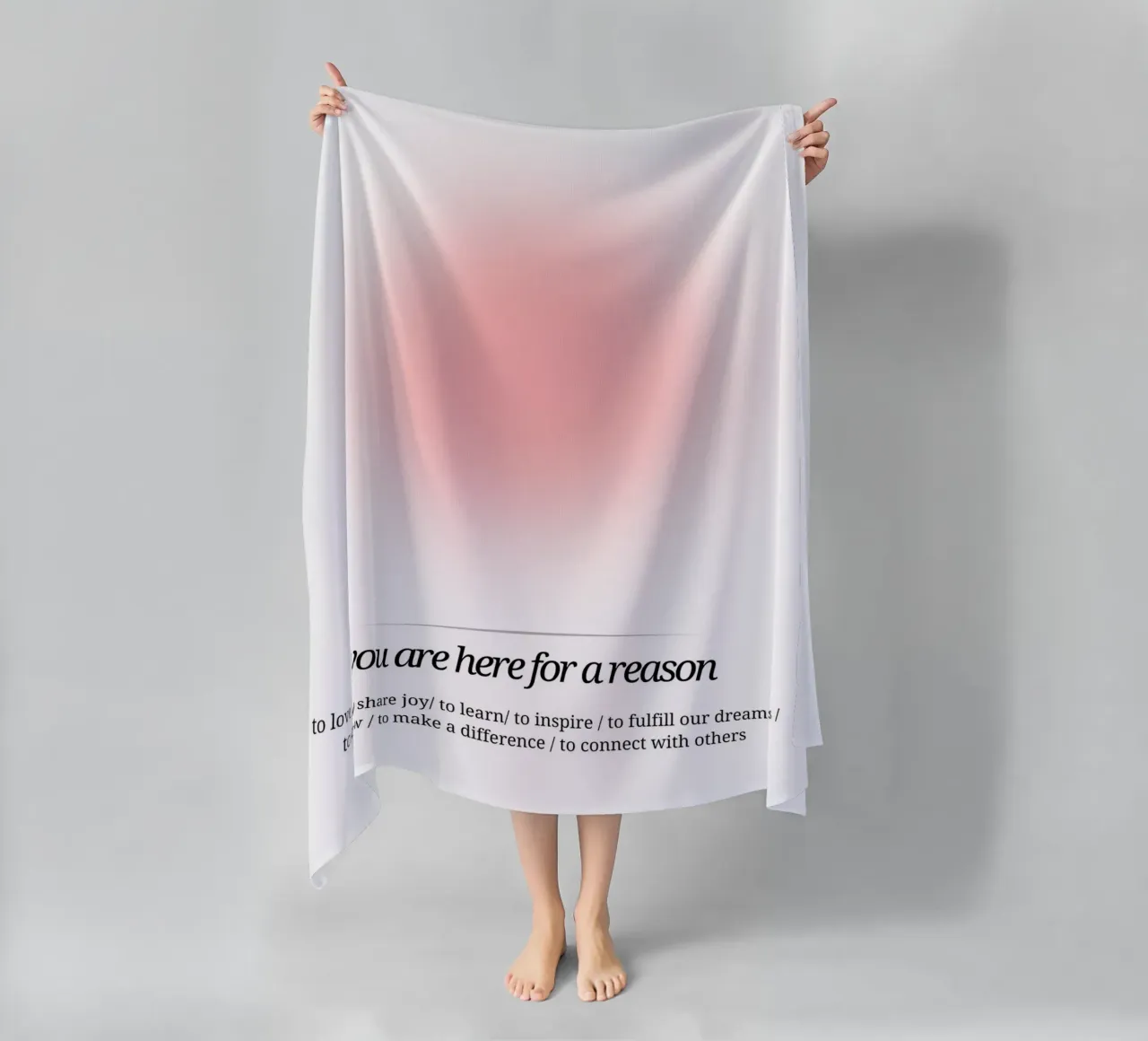 Sei qui per una ragione - Stampa Aura rosa telo mare da homdeco