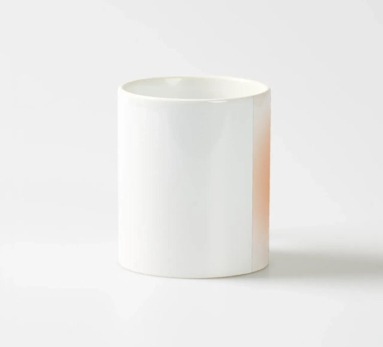 Attract Good Things Pfirsich Aura Gradient Print Keramik Tasse von homdeco