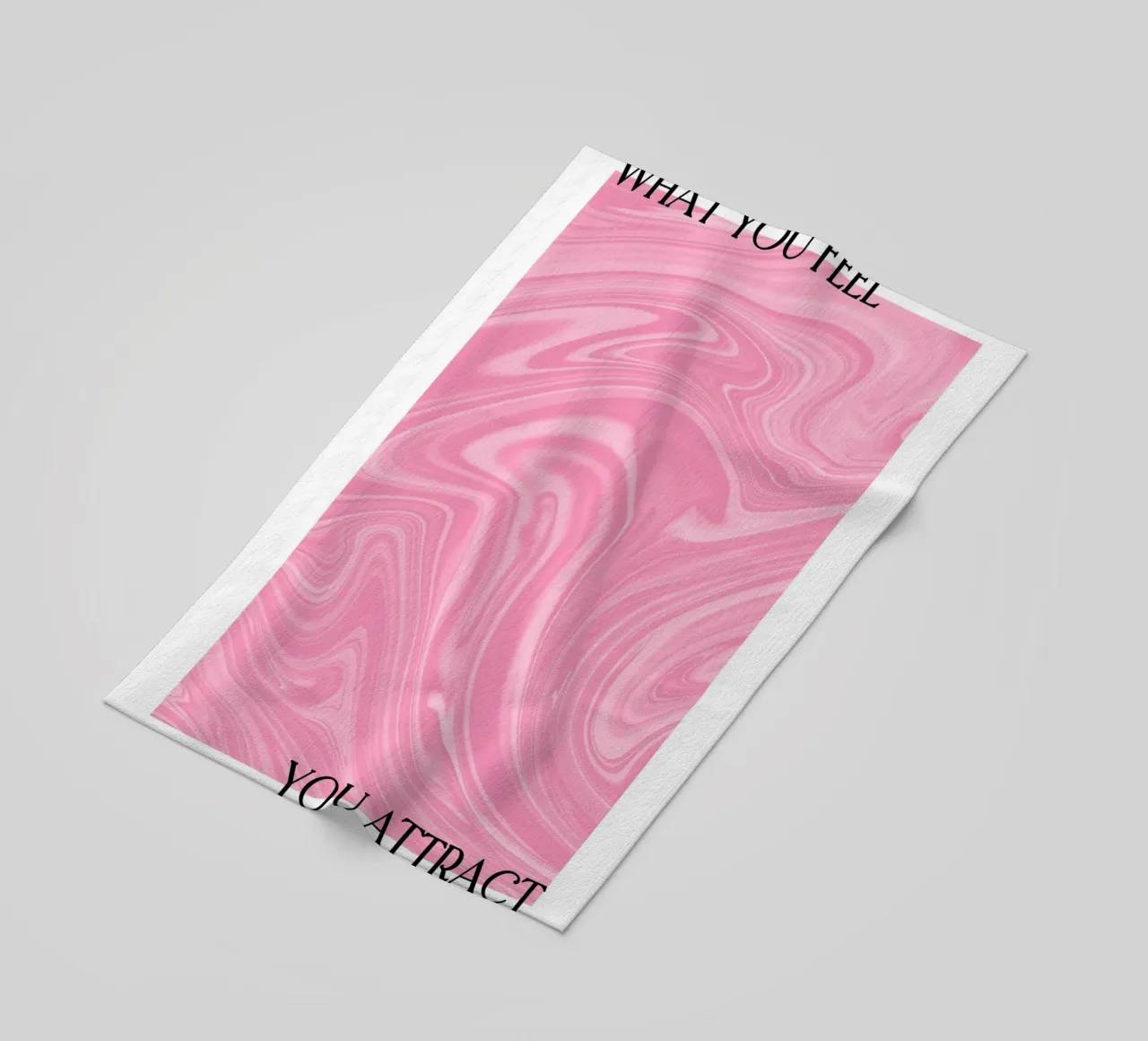 Was du fühlst, ziehst du an - Pink Marble Swirl Art Strandtuch von homdeco