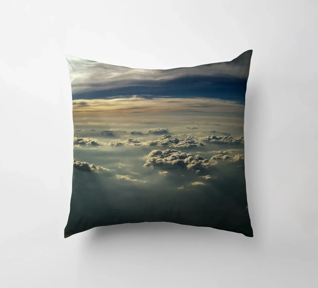 licht en schaduwen wolkenlandschap kussen van home of clouds