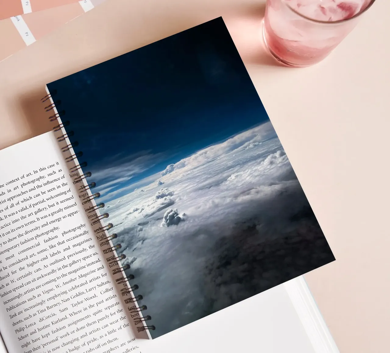 paysage nuageux aérien carnet à spirale de space words