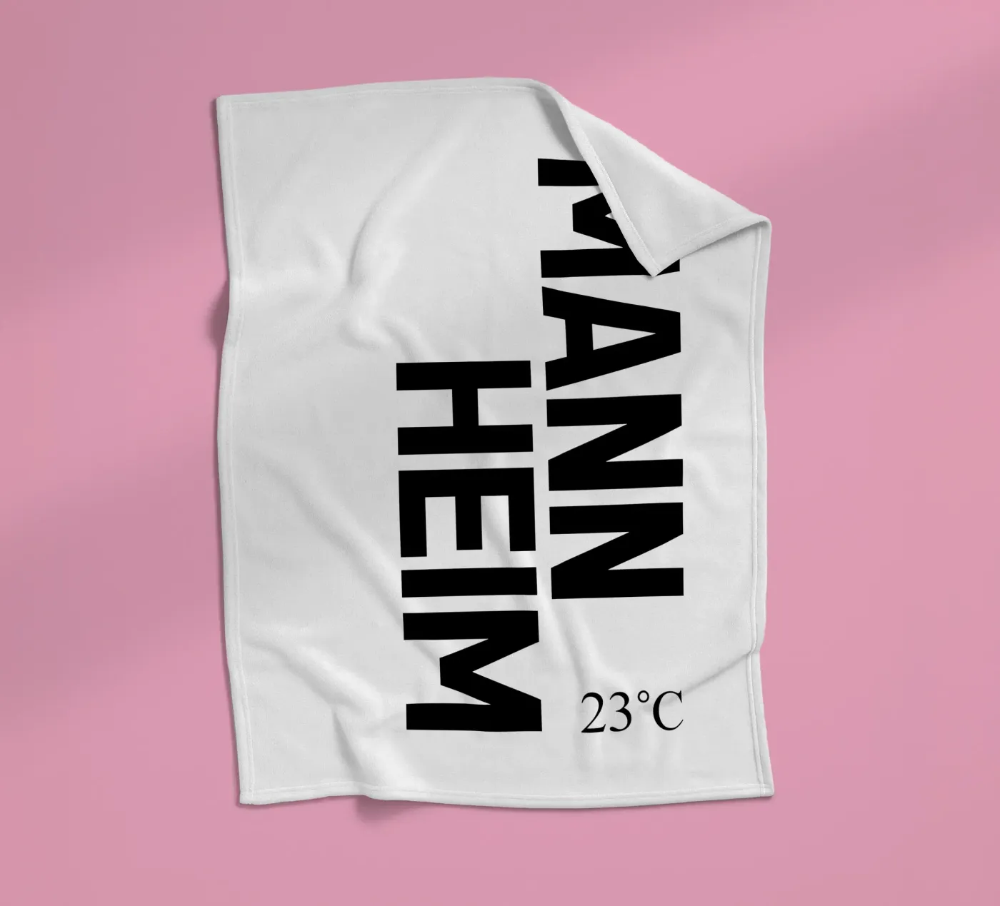 Mannheim coperta in pile da YV TYPOGRAPHY