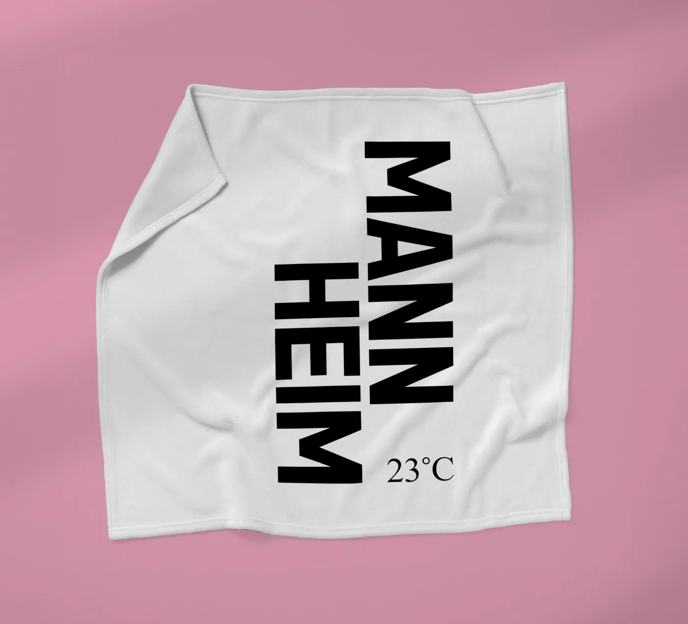 Mannheim coperta in pile da YV TYPOGRAPHY
