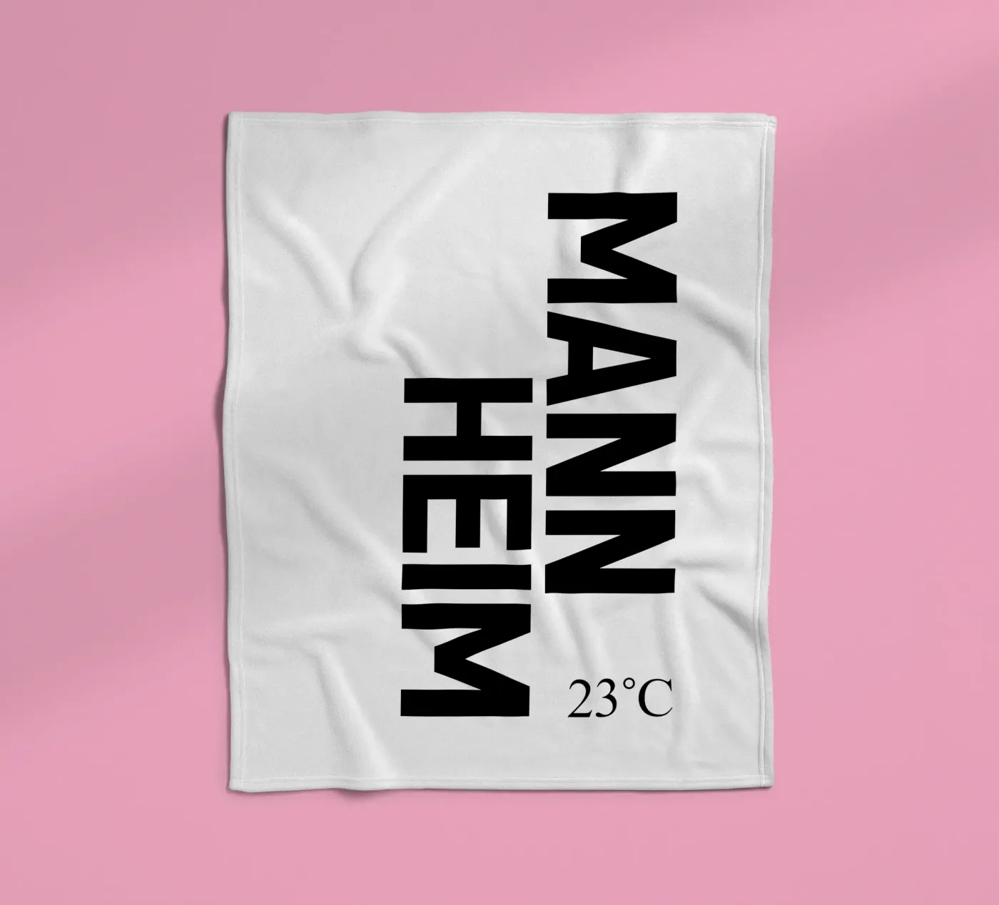 Mannheim coperta in pile da YV TYPOGRAPHY