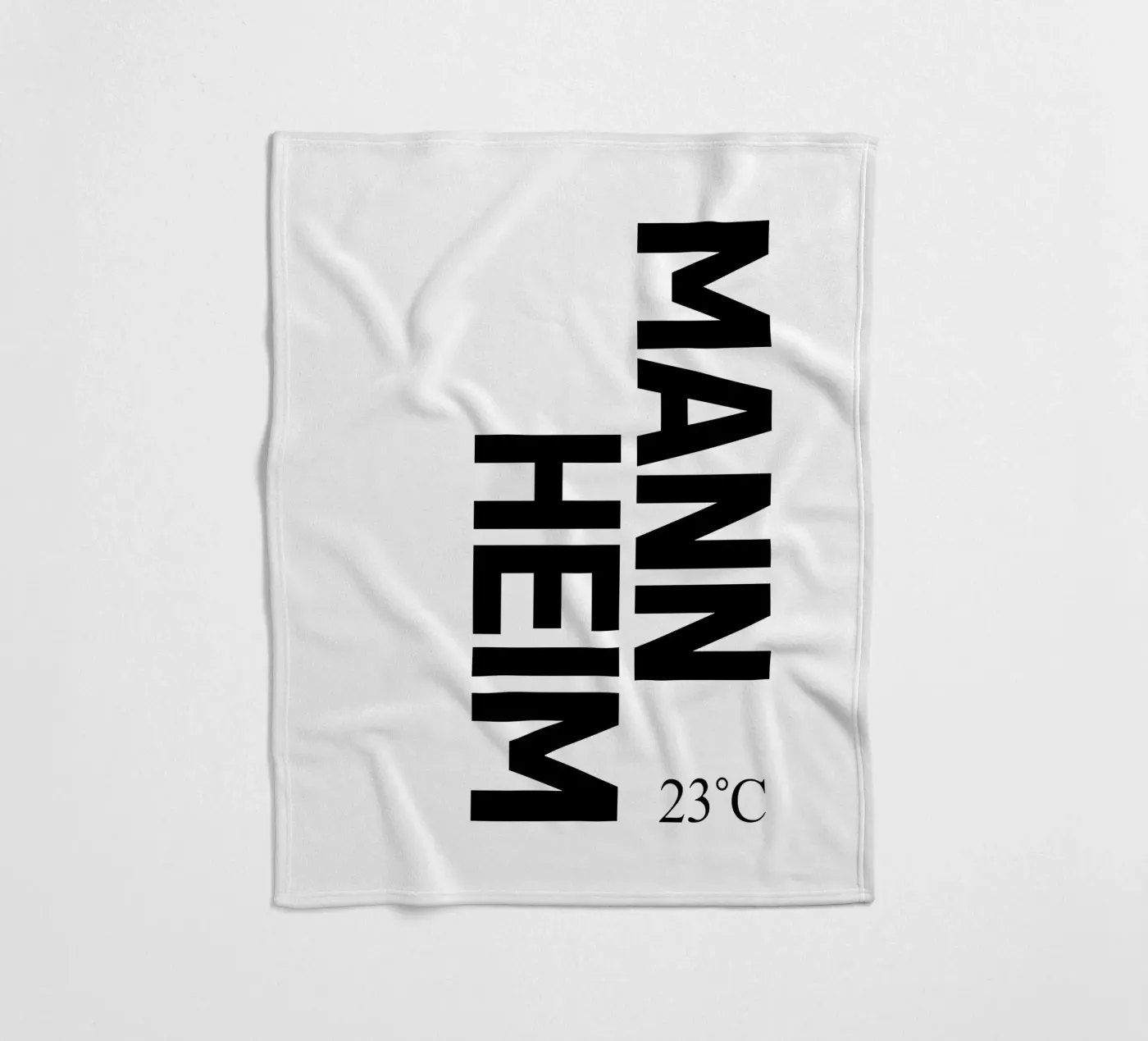 Mannheim coperta in pile da YV TYPOGRAPHY