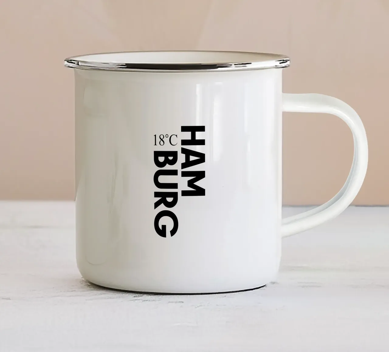 Amburgo tazza in smalto da YV TYPOGRAPHY