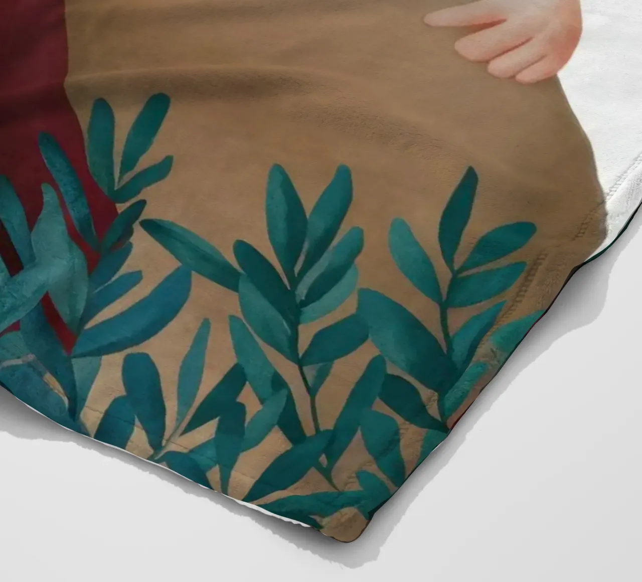 L'abbraccio gentile delle sorelle coperta in pile da Sentinel Glow