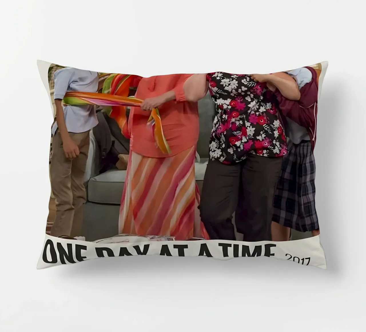 ONE DAY AT A TIME 2017 cuscino da MVFminimalist