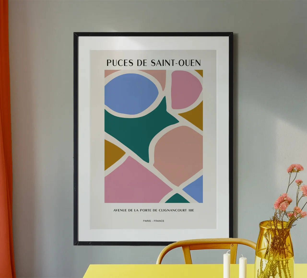 Mercato delle pulci di Parigi poster con telaio in plastica da Patrick J Curtis