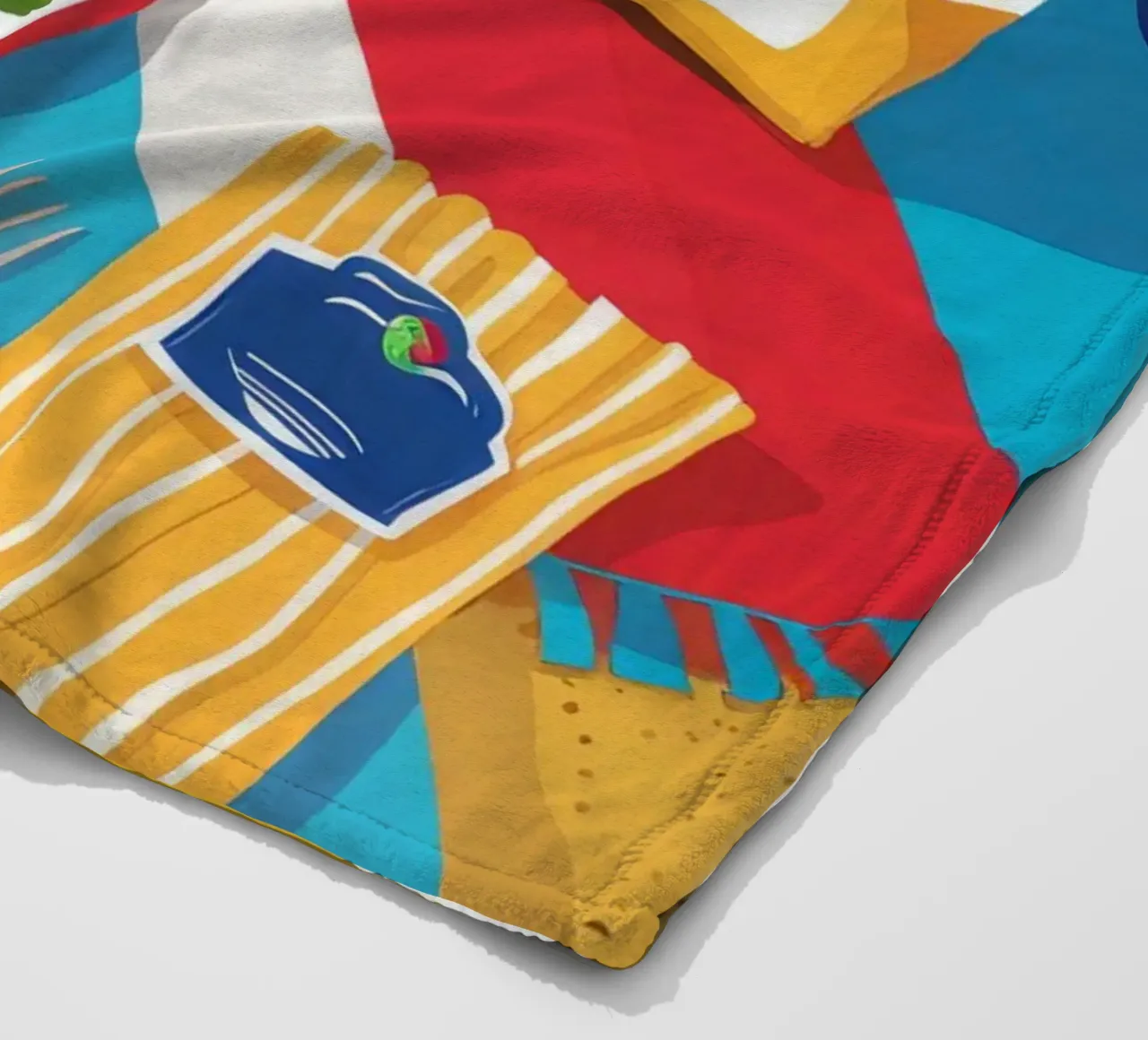 Elementi essenziali per la giornata in spiaggia coperta in pile da Muse Artworks
