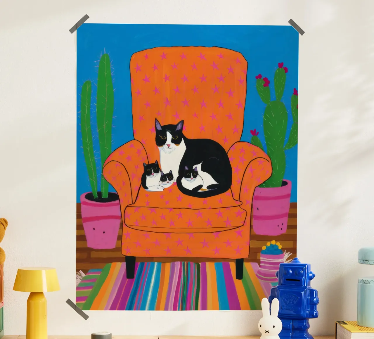 Gatti da poltrona arancioni poster con telaio in alluminio da Stone Decade