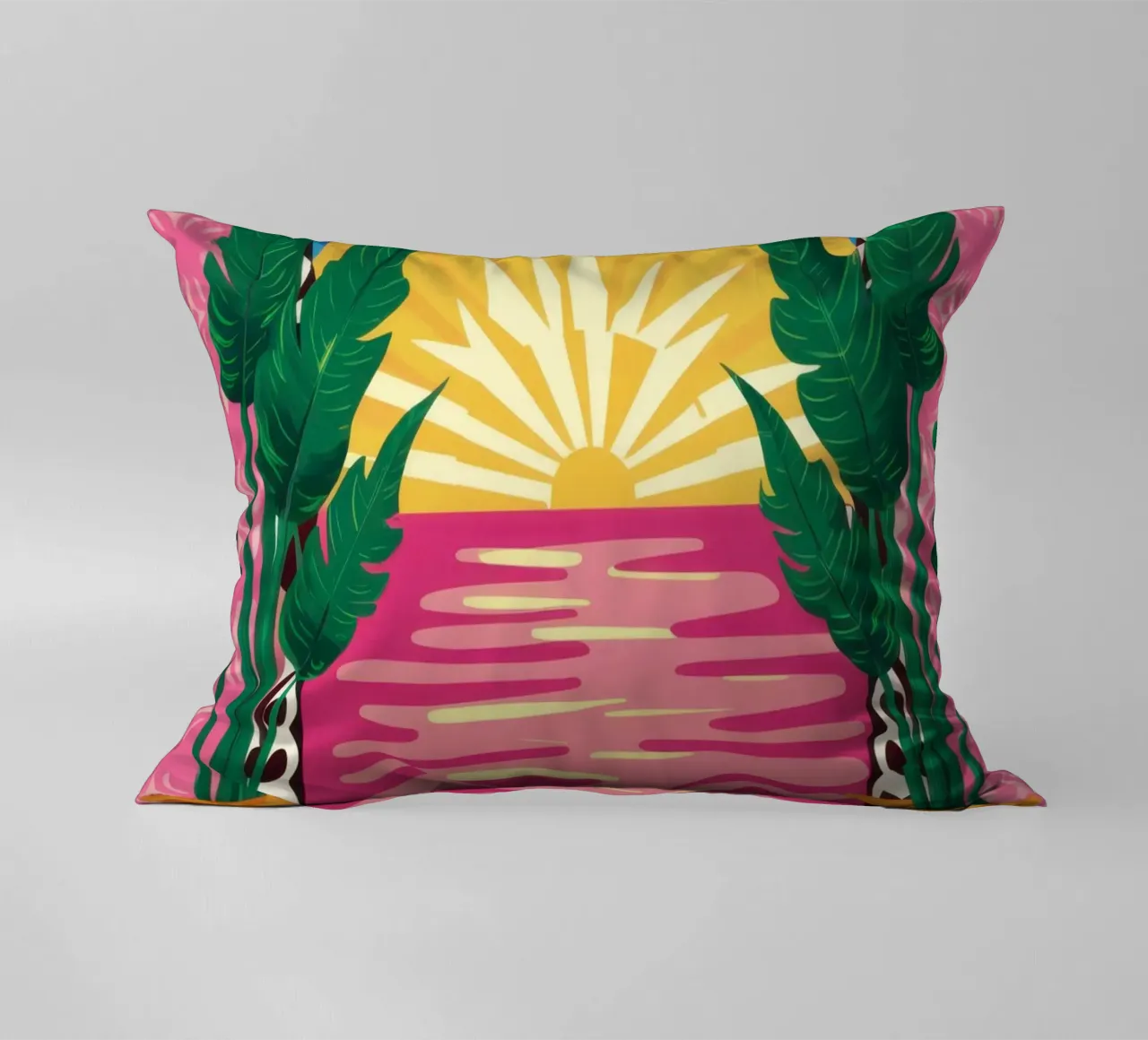 Bogenförmiger Hofweg Kissen von Sentinel Glow