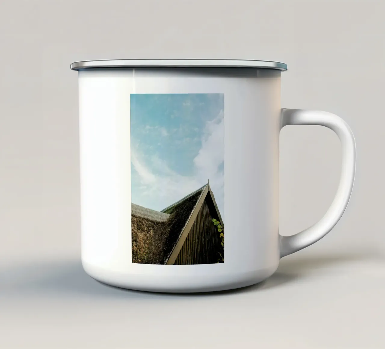 House Top tazza in smalto da Sebastian Hilgetag
