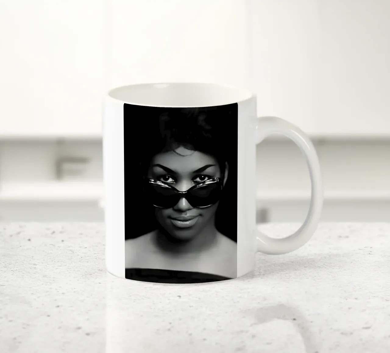 Aretha Franklin tazza in ceramica da Low poly art