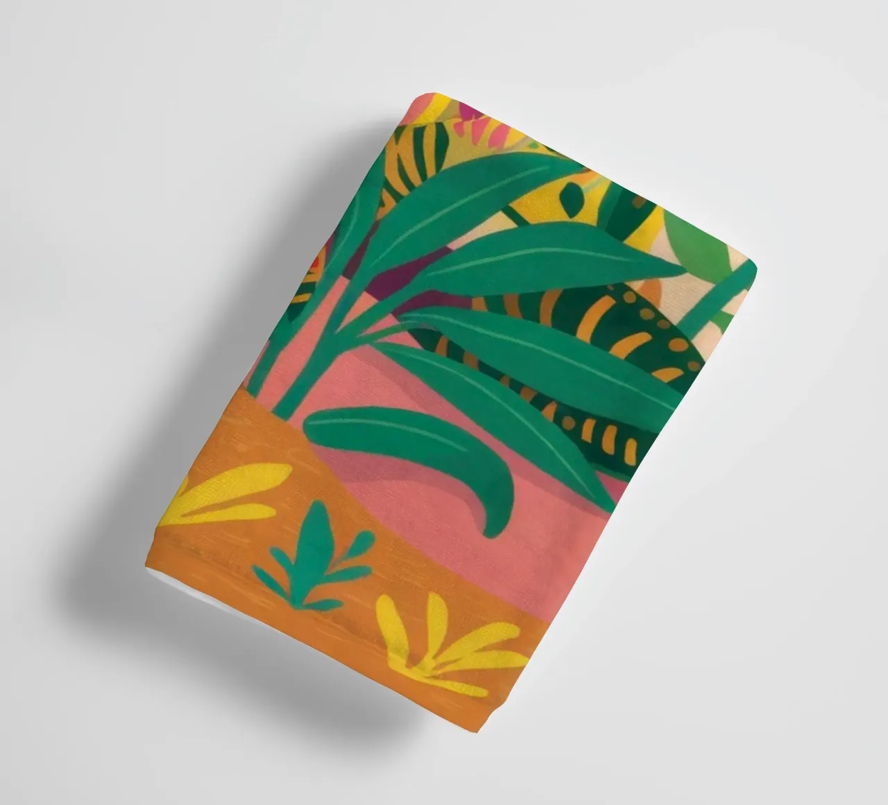 Abstract bloemenlandschap badhanddoek van Pale Aura