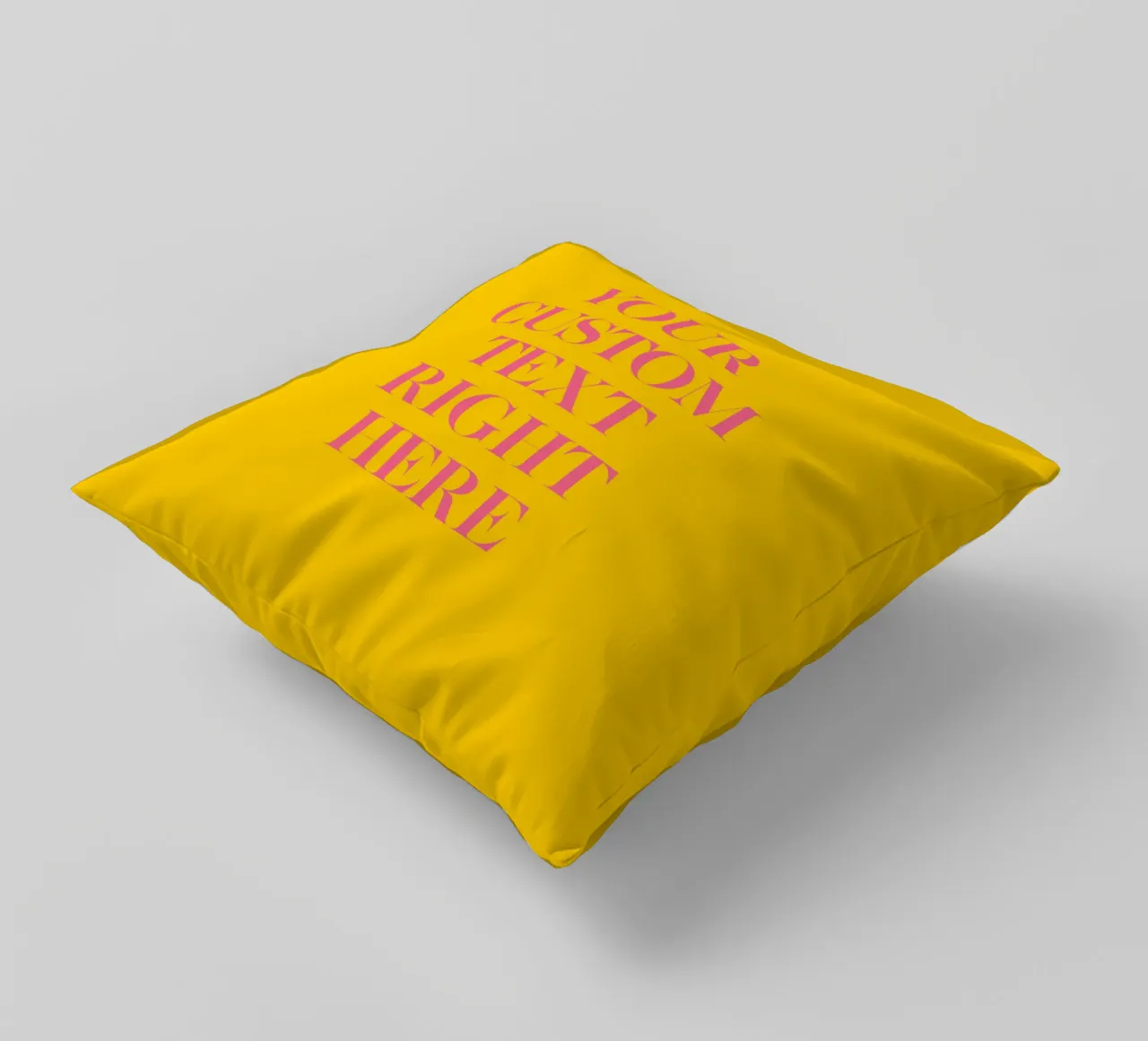 Custom text in pink on yellow cuscino da WORTSPIEL