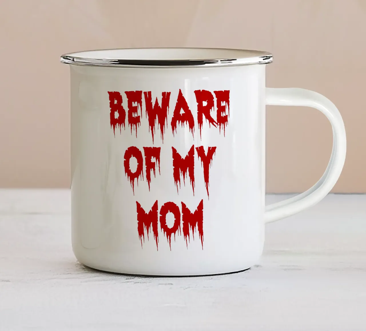 attenzione a mia madre tazza in smalto da onetime