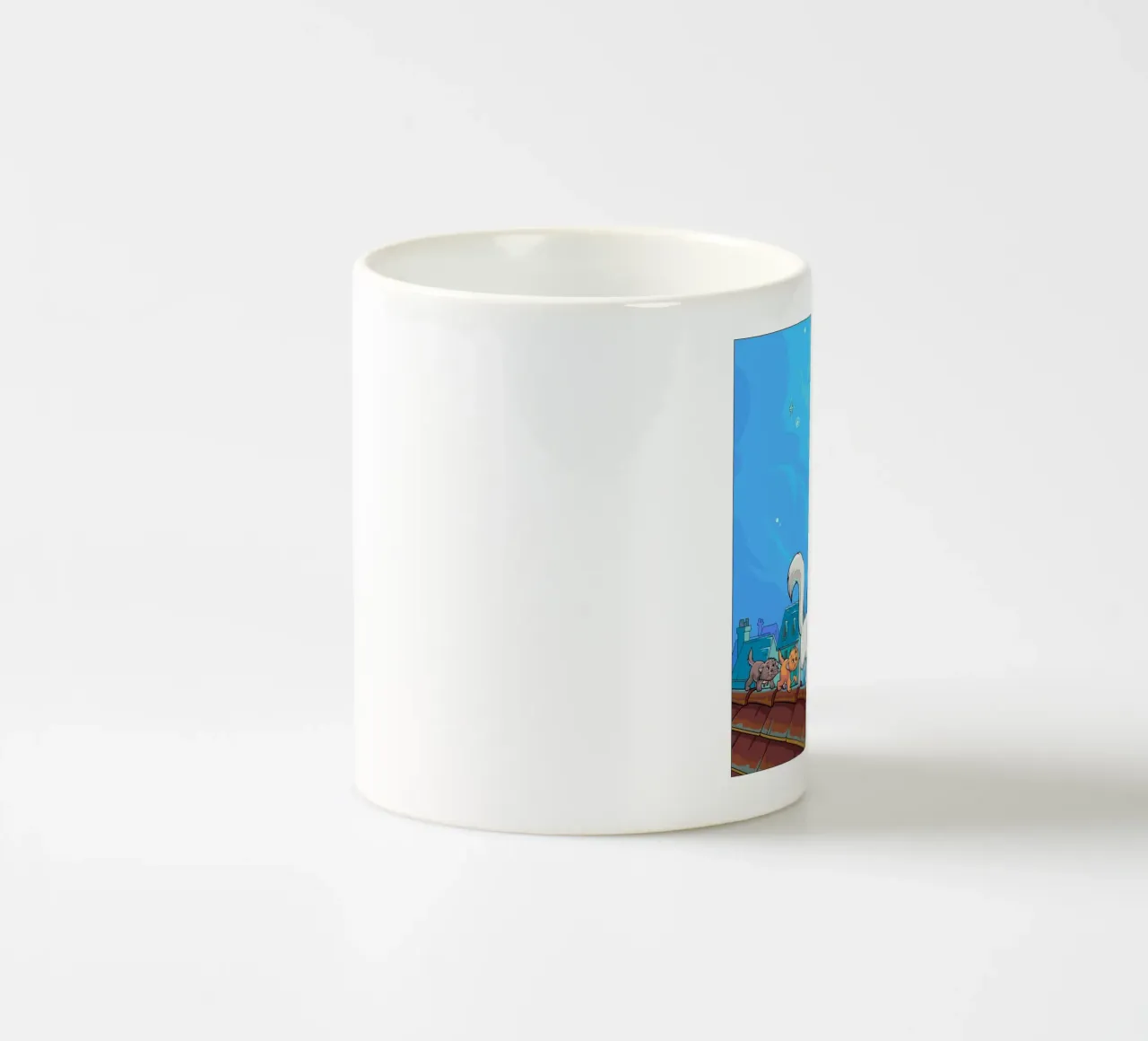Gatti su un tetto di notte tazza in ceramica da Fanya Art