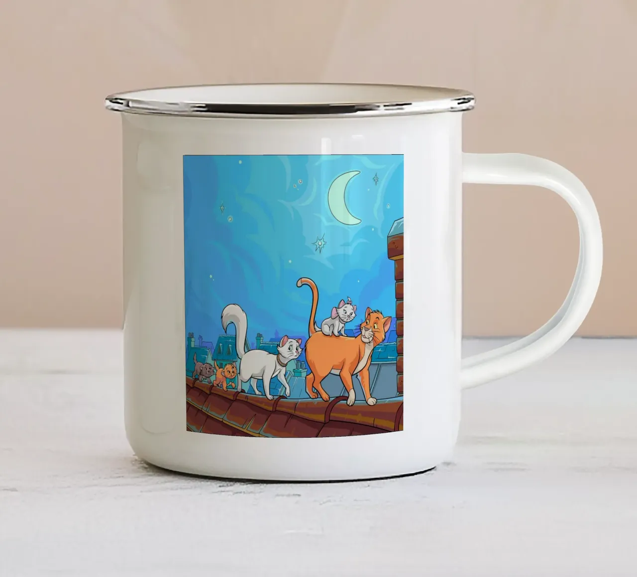 Gatti su un tetto di notte tazza in smalto da Fanya Art