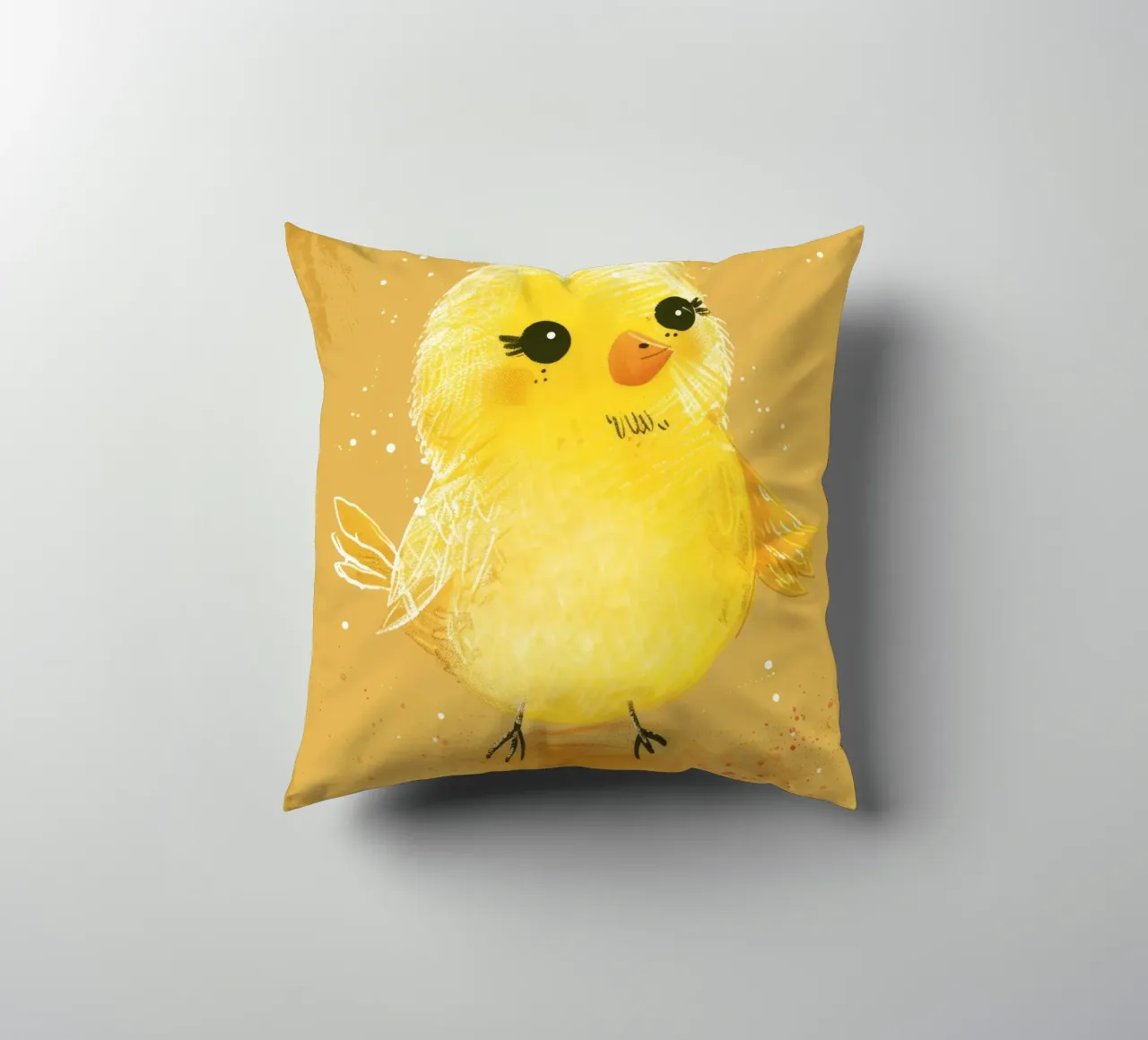 pulcino giallo e soffice, in piedi su un supporto artistico marrone chiaro. cuscino da DesignDoodle