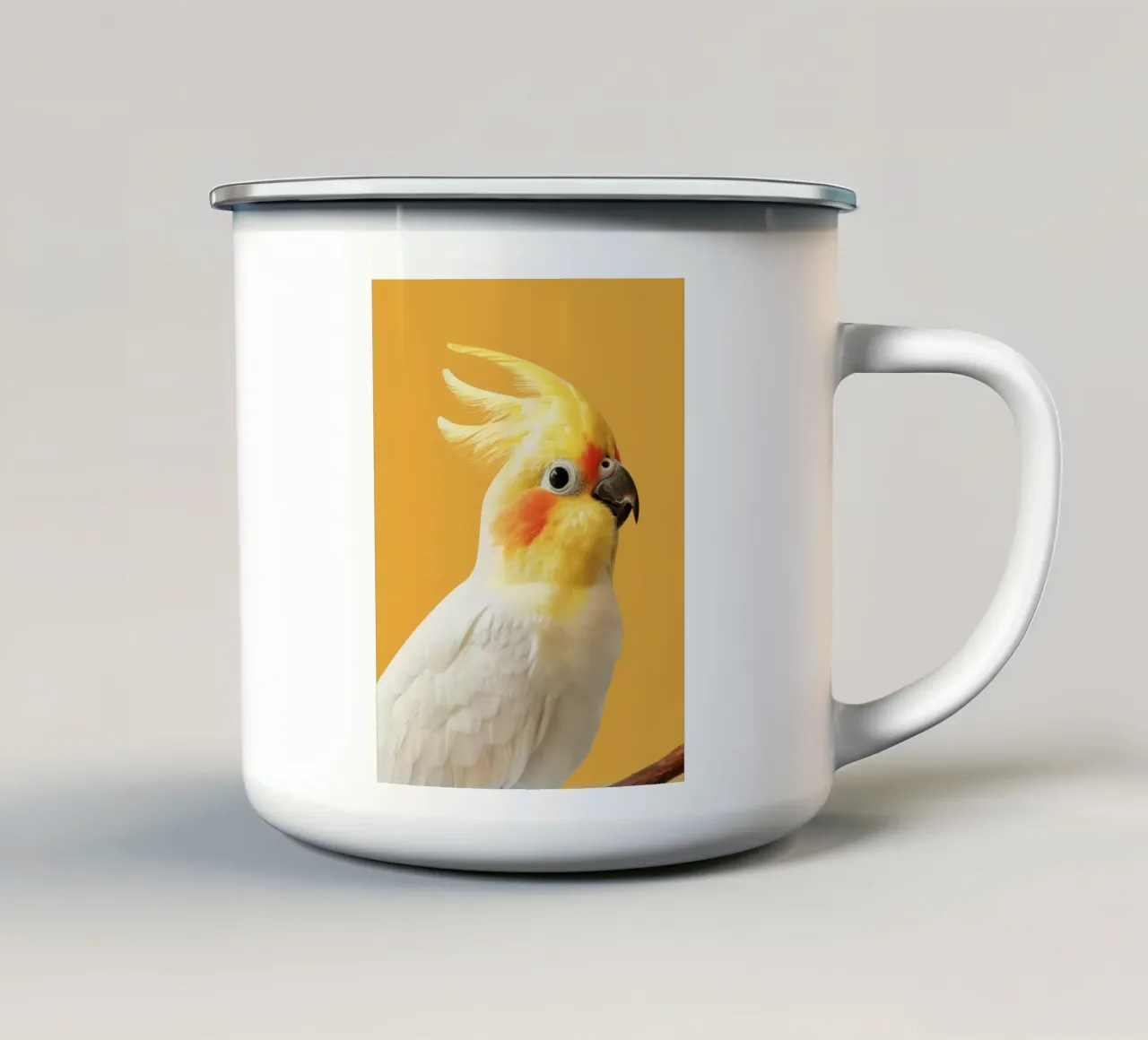 Profilo del pappagallo cacatua dal piumaggio giallo e bianco tazza in smalto da DesignDoodle