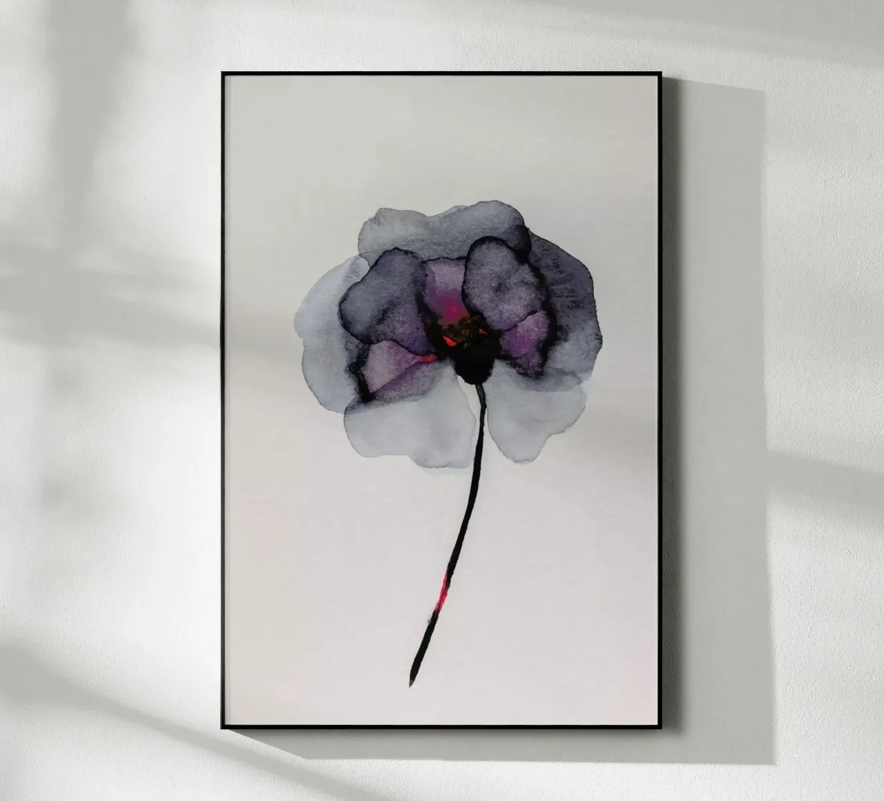 Fiore blu navy plexiglass da Ingrid Beddoes