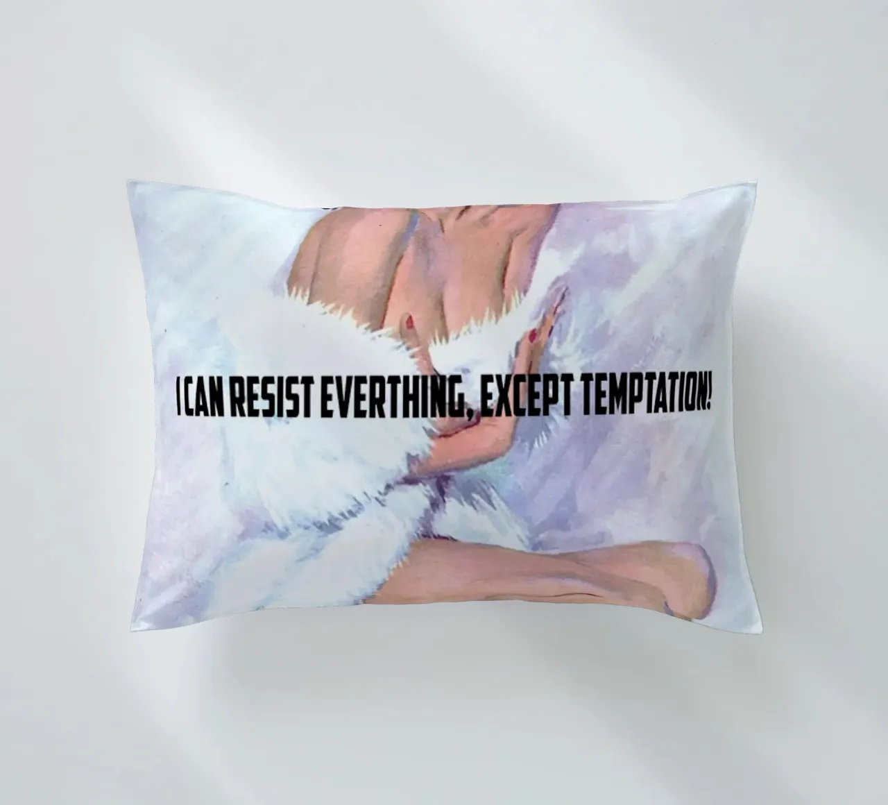 I Can Resist Everything cuscino da Gallery Print and Art Limited