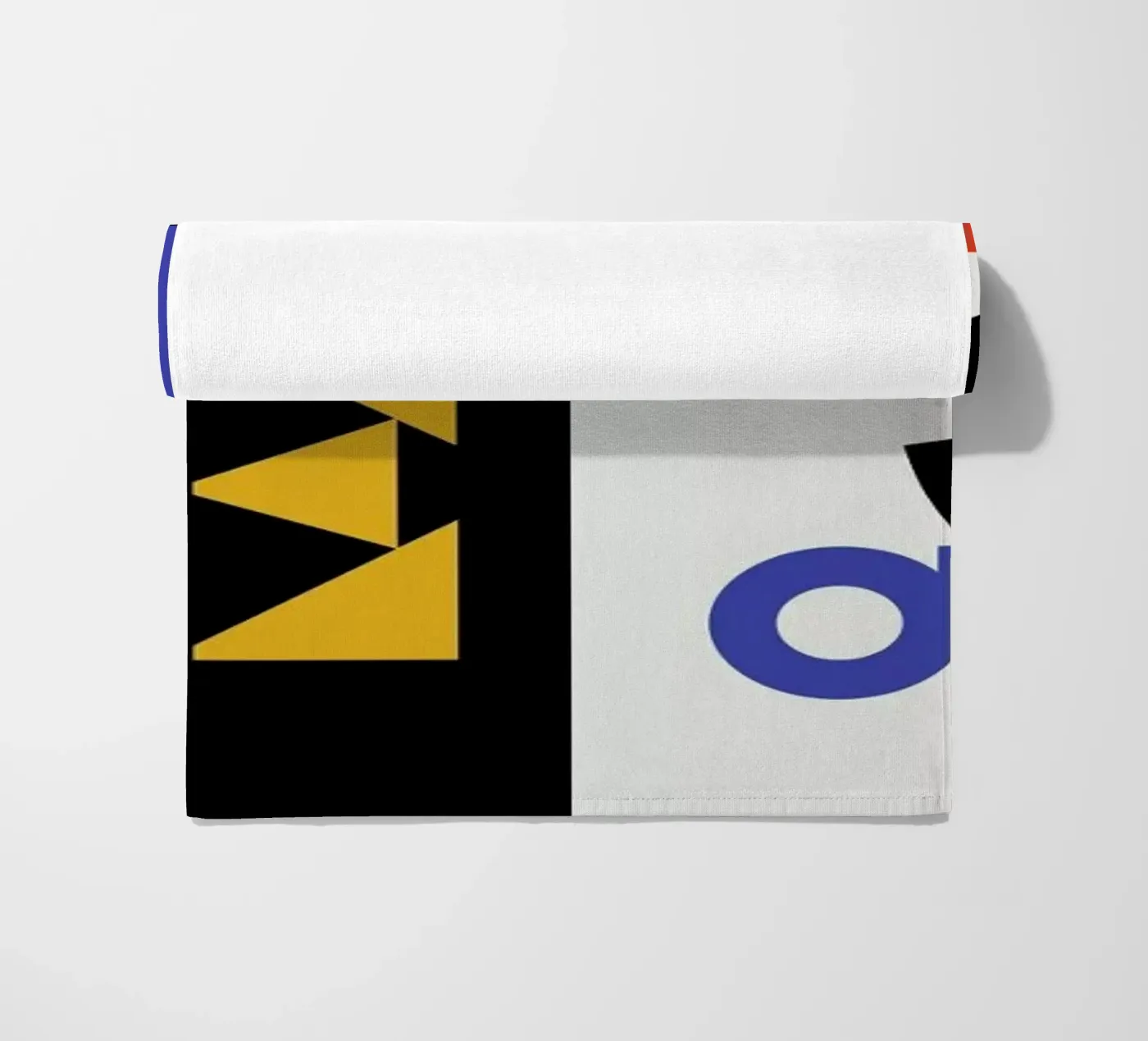 Cafe beach towel by Bo Lundberg