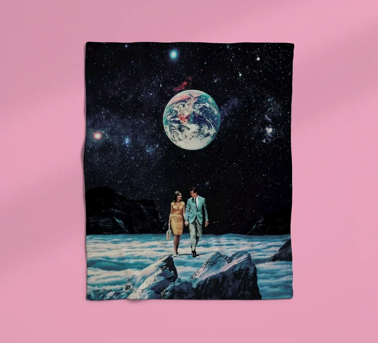I Promise You We Will Be Back Soon fleece blanket by Frank Moth