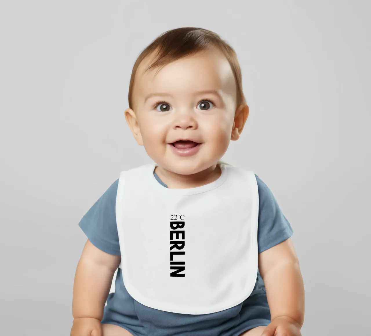 Berlino bavaglino da YV TYPOGRAPHY