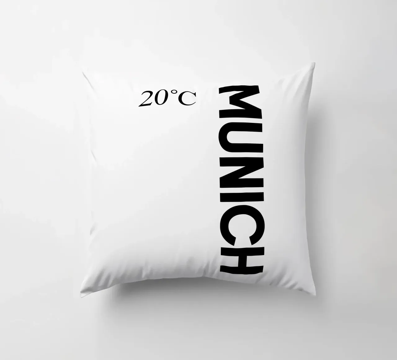 Munich cuscino da YV TYPOGRAPHY