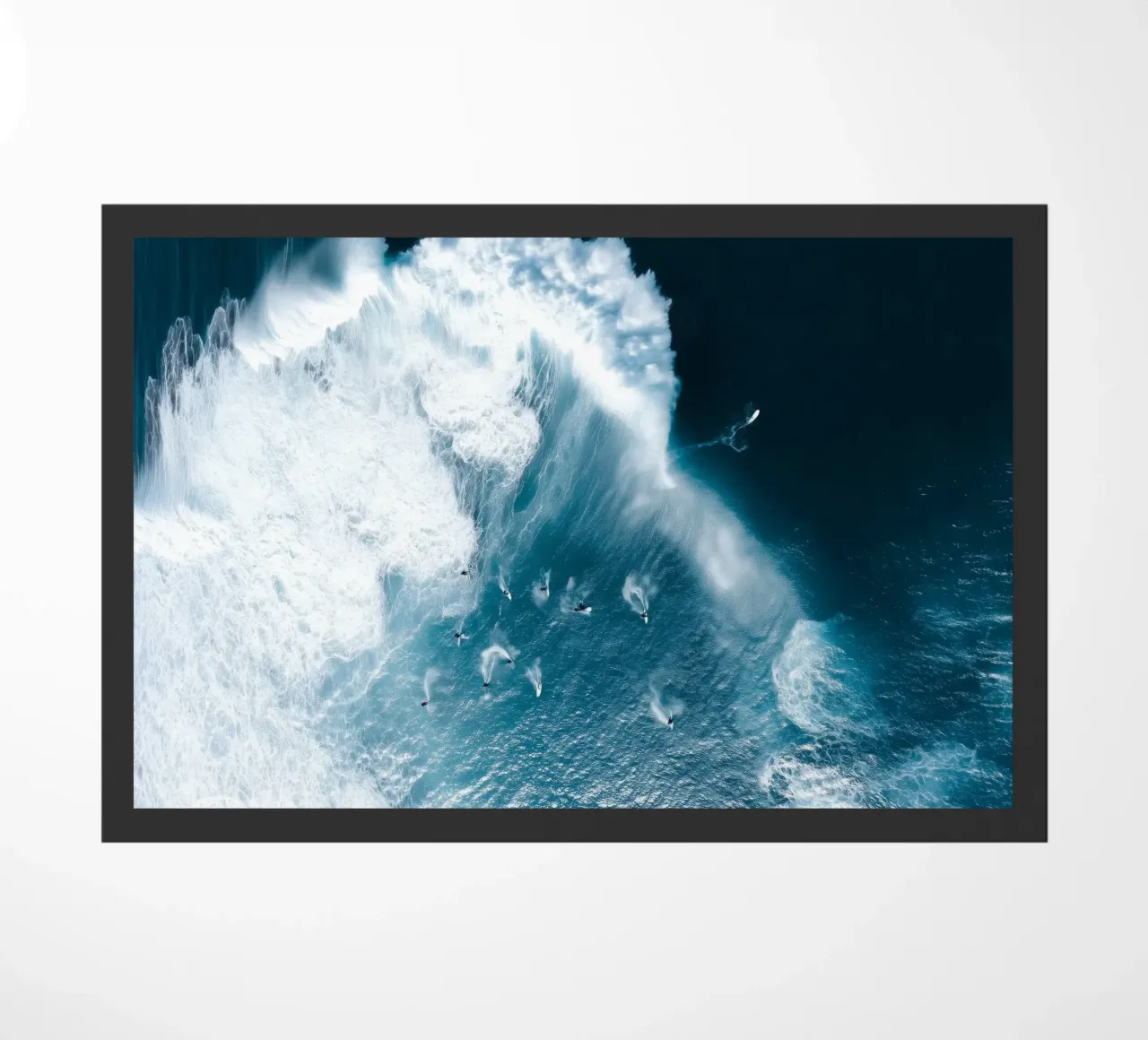 Surfers in Motion – Aerial Ocean Wave Photography zerbino da Nadjaa