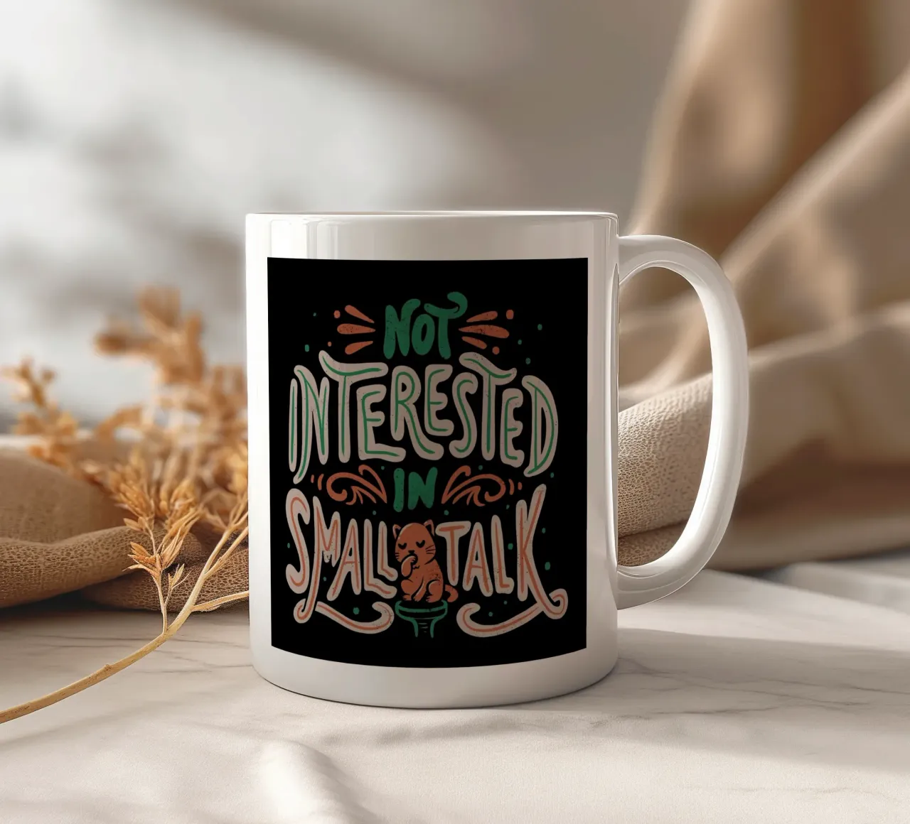Not Interested In Small Talk mug en céramique de Tobe Fonseca