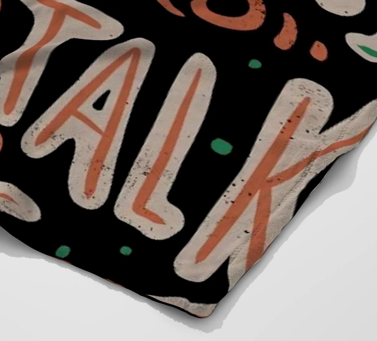 Not Interested In Small Talk coperta in pile da Tobe Fonseca