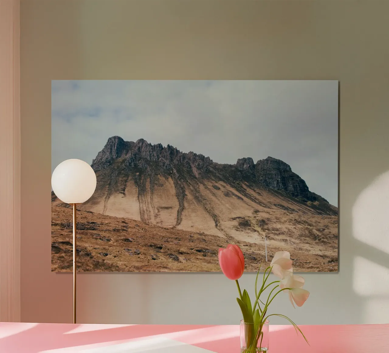 Whispering Peaks, Scozia poster da PhotoVibe Decor