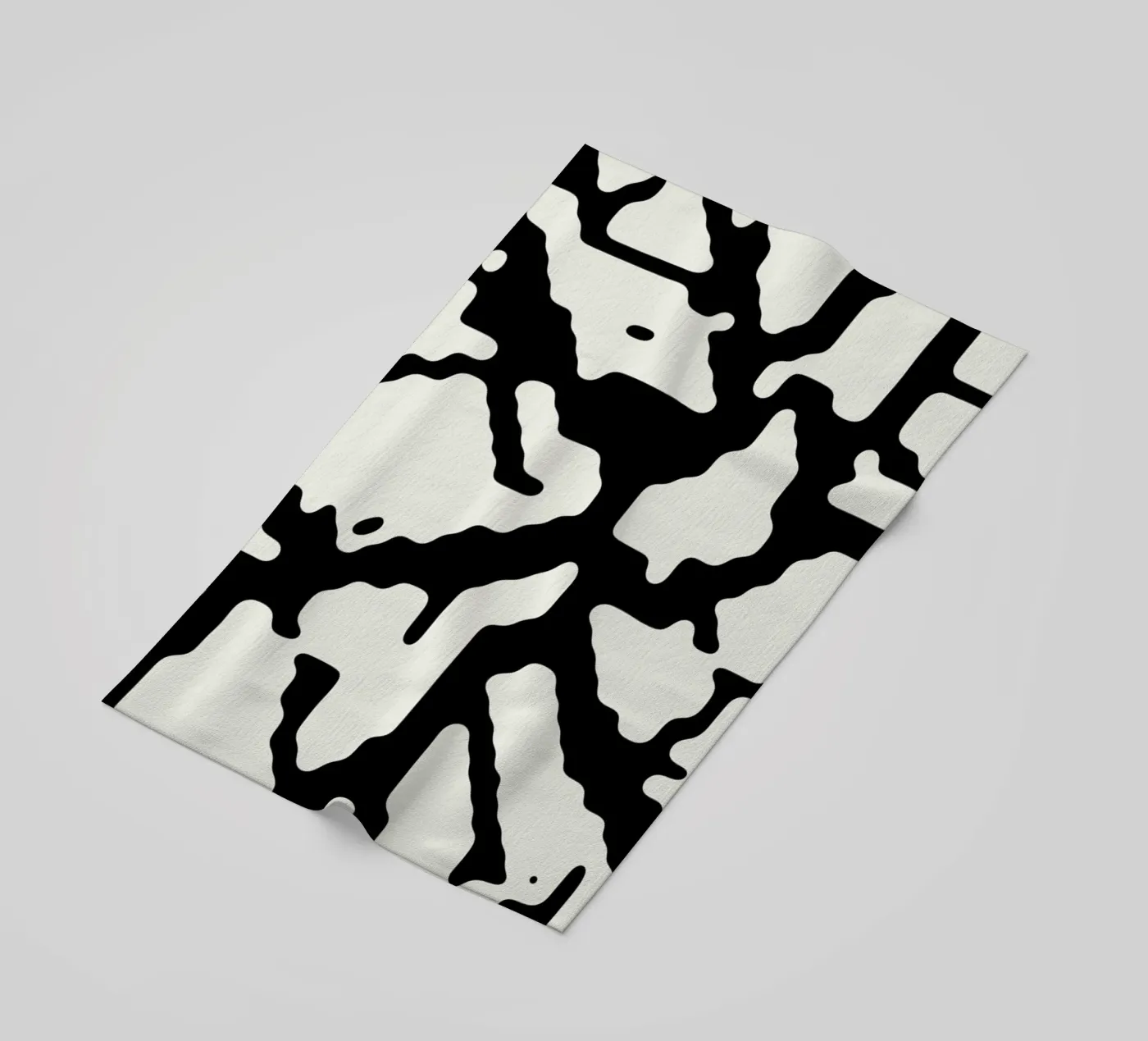 Qt Code Strandtuch von Jack Webster