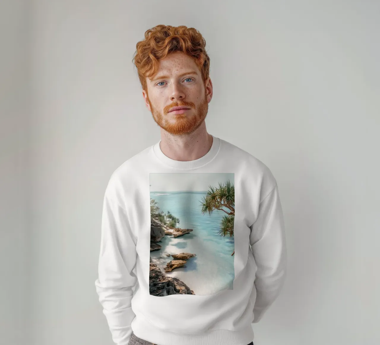 Tropical Coastline Print – Crystal Waters & Rock Formations felpa da Vela Luna